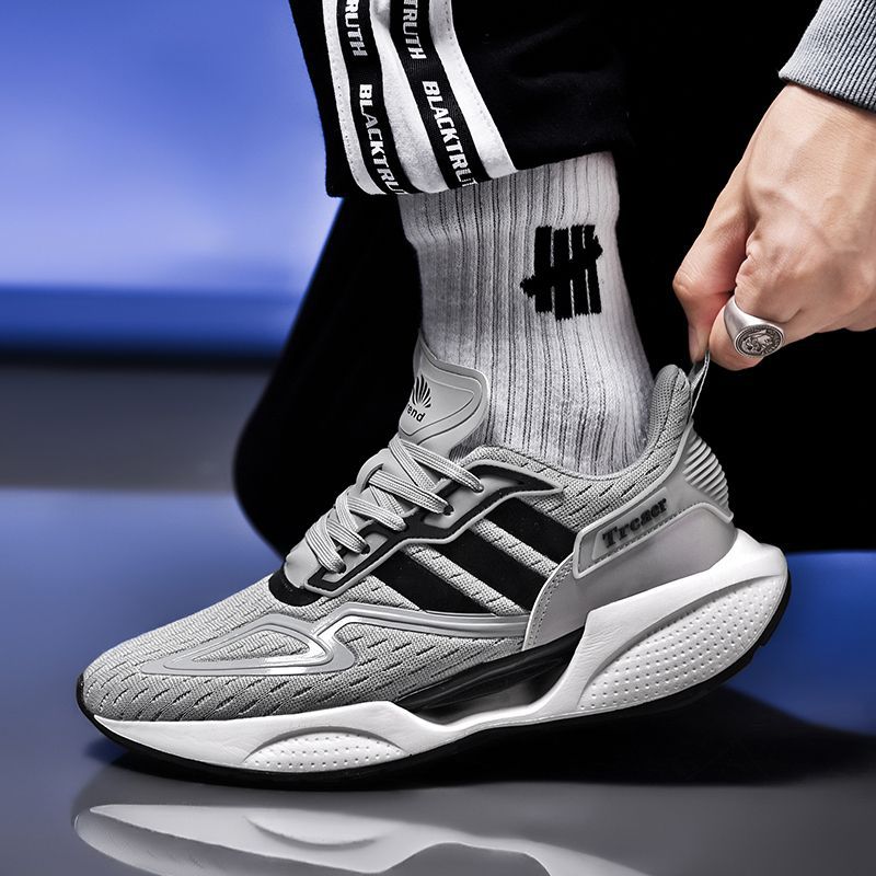 Men's sports shoes new carbon plate spring ultra-light soft bottom night running sports shoes comfortable breathable all-match casual trendy shoes 