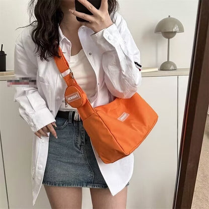 2023 new Messenger bag student class bag female ins style Japanese large capacity solid color canvas bag shoulder bag 