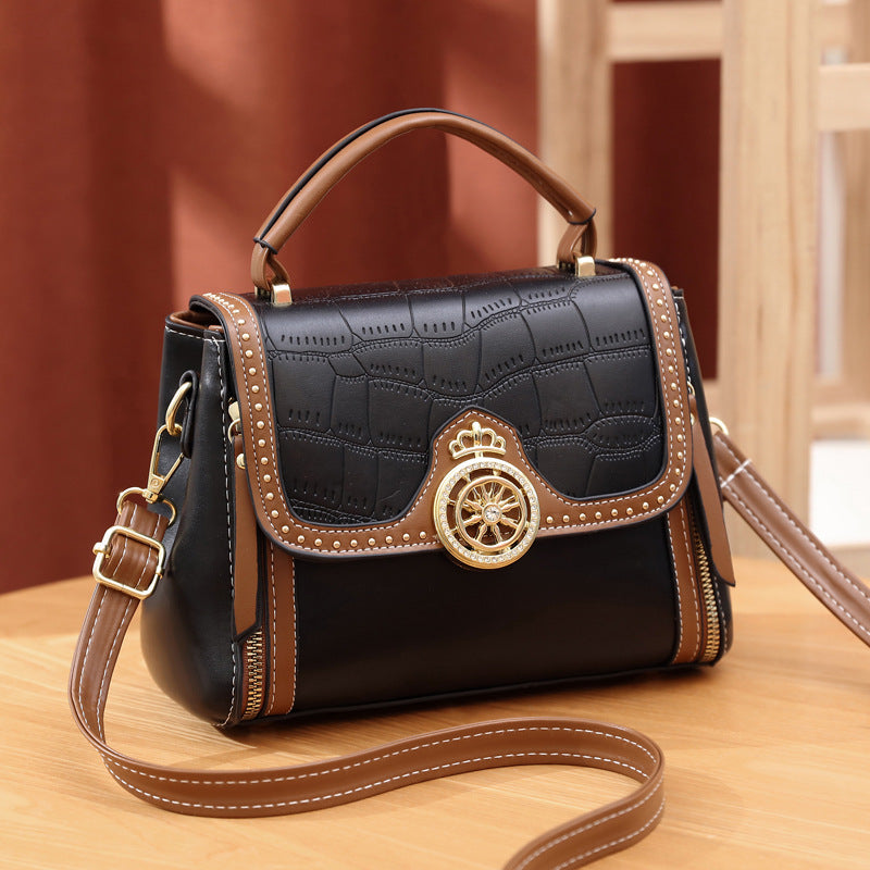 2022 new autumn and winter women's handbags, high-end, fashionable and versatile single shoulder crossbody bag, retro textured small square bag 