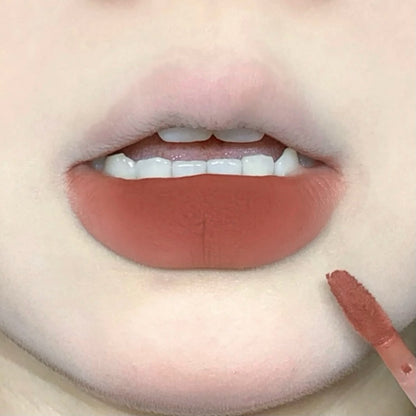 BENTAYGA autumn rich velvet lip mud matte whitening lip glaze nude makeup စွယ်စုံမိတ်ကပ် ကျောင်းသားကျောင်းသူများ လက္ကား 