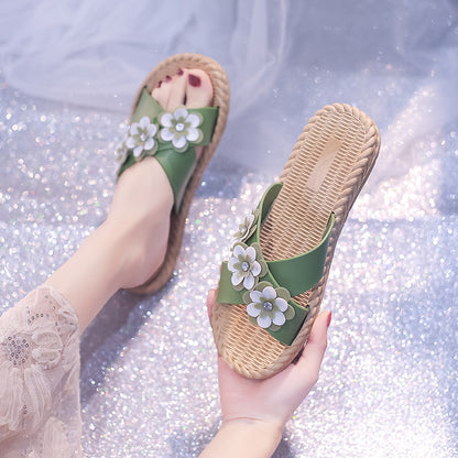 2022 New Flower Summer Slippers Women's Outerwear Fashion Korean Version Wear-resistant Non-slip Women's Flat Sandals and Slippers Wholesale 