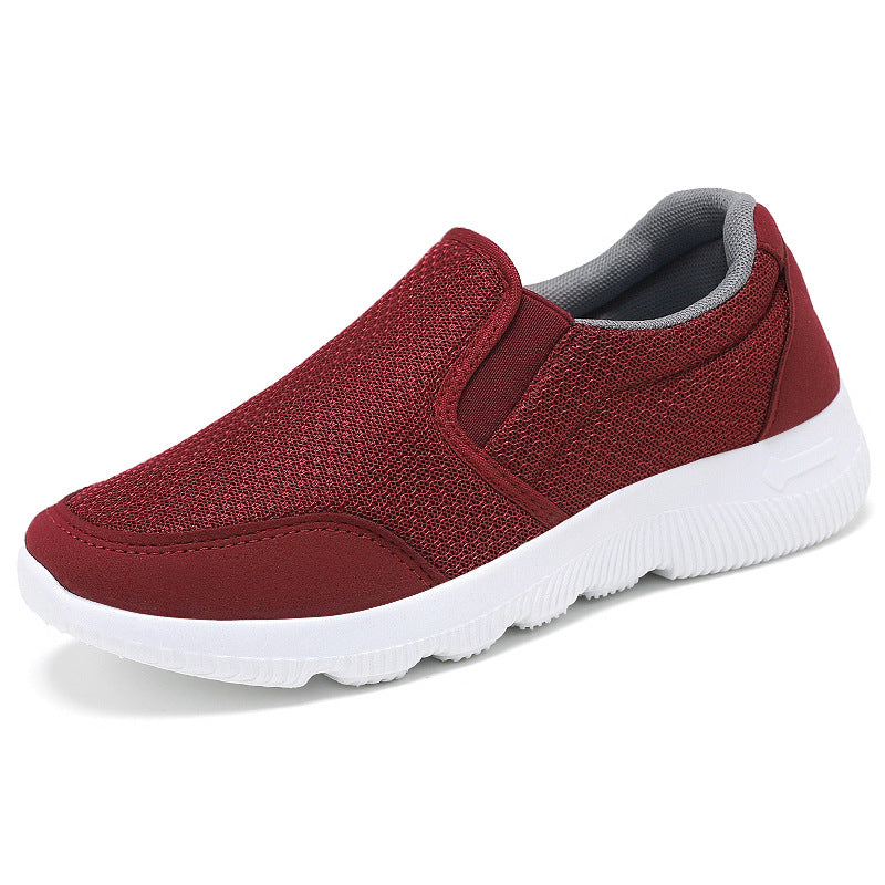 Old Beijing cloth shoes women's 2023 spring new soft-soled men's and women's casual one-piece casual walking shoes for middle-aged and elderly people 