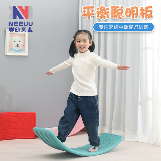 New sensory integration balance board children's sensory integration training equipment indoor household seesaw curved board smart board wholesale 