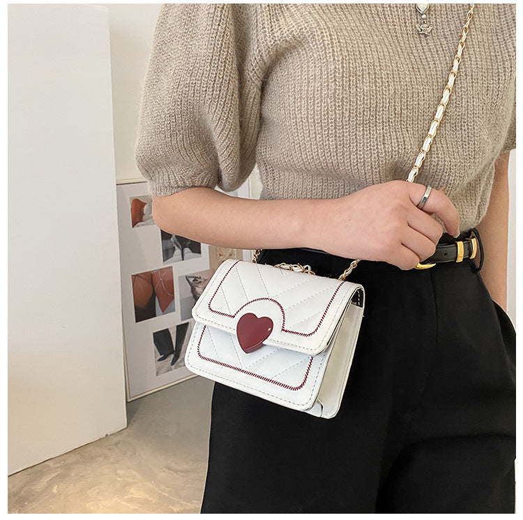 This year's popular bag women's summer 2022 new trendy fashion chain Messenger bag Korean version of the net red shoulder small square bag 