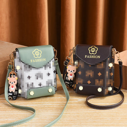 2022 new niche design mobile phone bag crossbody bag street stall ladies bag wholesale small square bag mini mobile phone bag 