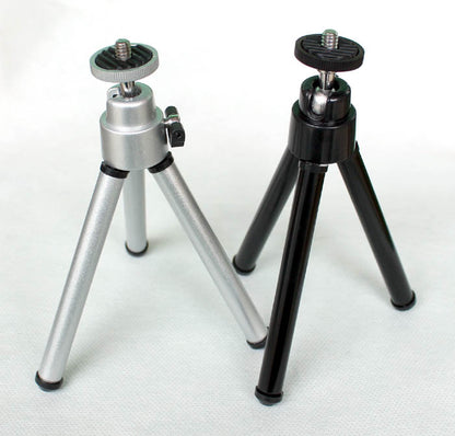 Universal mini portable tripod camera bracket မြန်နှုန်းမြင့် ဒီဂျစ်တယ်ကင်မရာ အလူမီနီယမ်သတ္တုစပ် ငွေရောင်သုံး tripod 