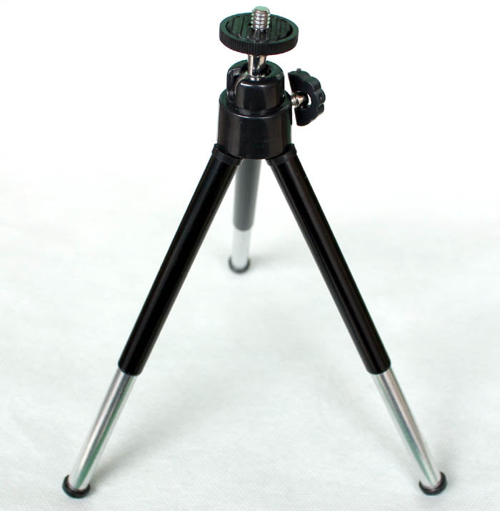 Universal mini portable tripod camera bracket မြန်နှုန်းမြင့် ဒီဂျစ်တယ်ကင်မရာ အလူမီနီယမ်သတ္တုစပ် ငွေရောင်သုံး tripod 