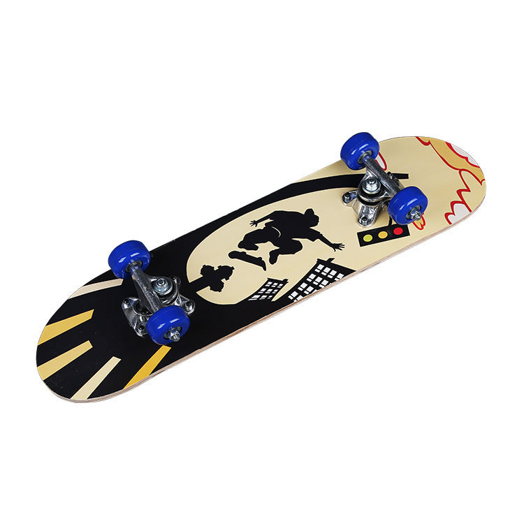 Factory direct supply maple wood skateboard children's single-warp skateboard four-wheel flashing skateboard instead of walking on the road and brushing the street 